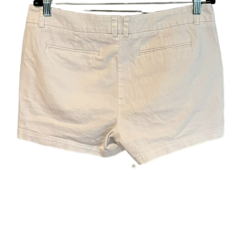 Women's a.n.a Mid Rise‎ White Chino Twill Shorts Size 12 - Picture 2 of 4